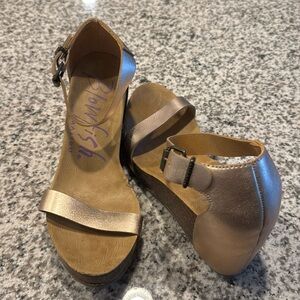 Rose Gold Wedges
